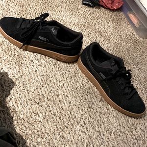 Puma classic shoes brand new ski